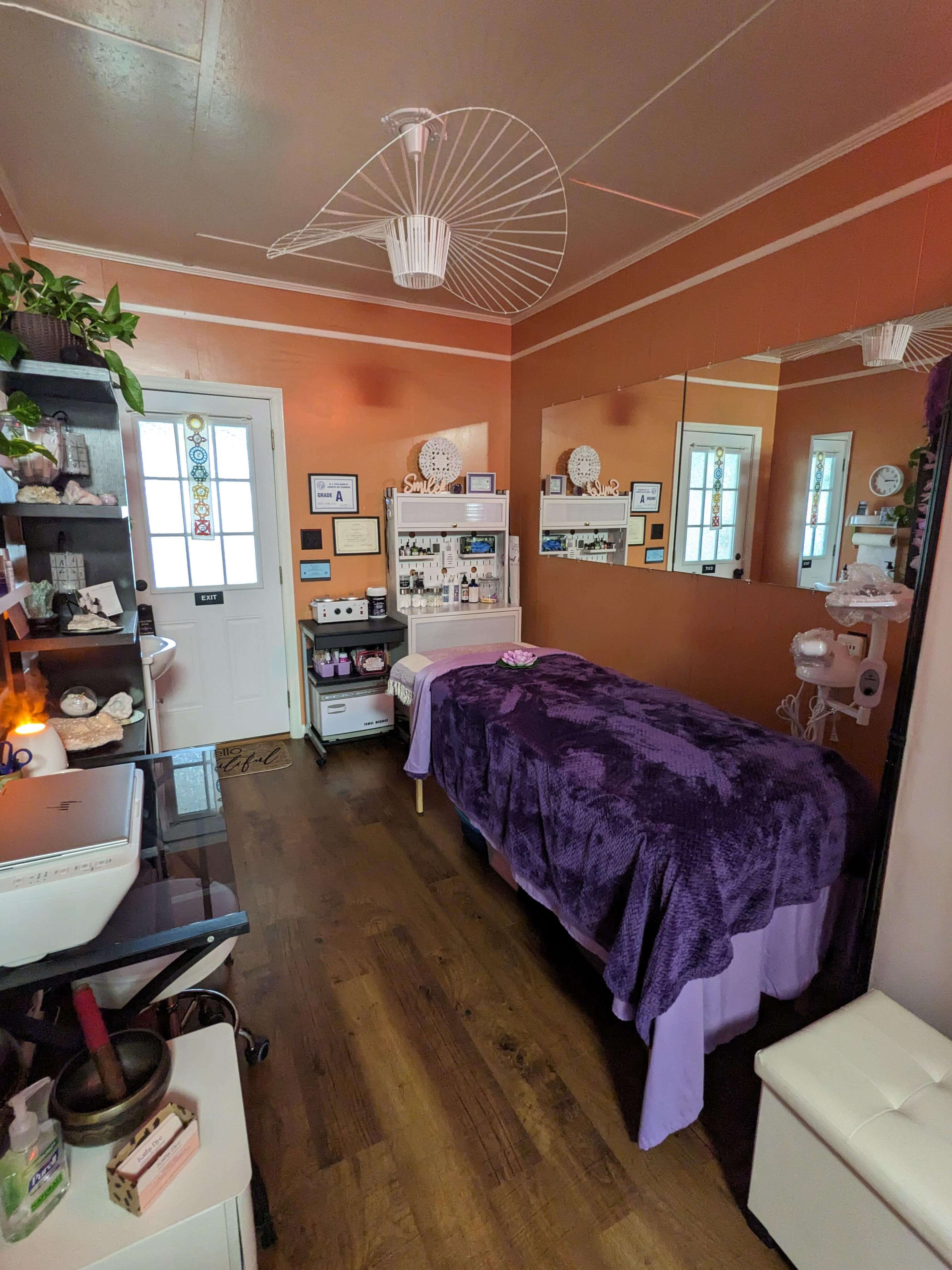 Mud &amp; Lotus Skincare LLC Burnsville Photo 1