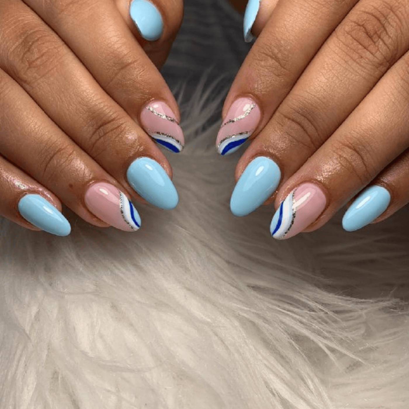 Oval Acrylic Nails Short