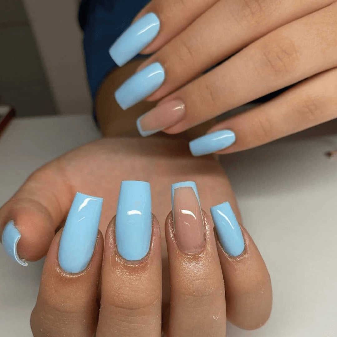 Blue nails for summer 
