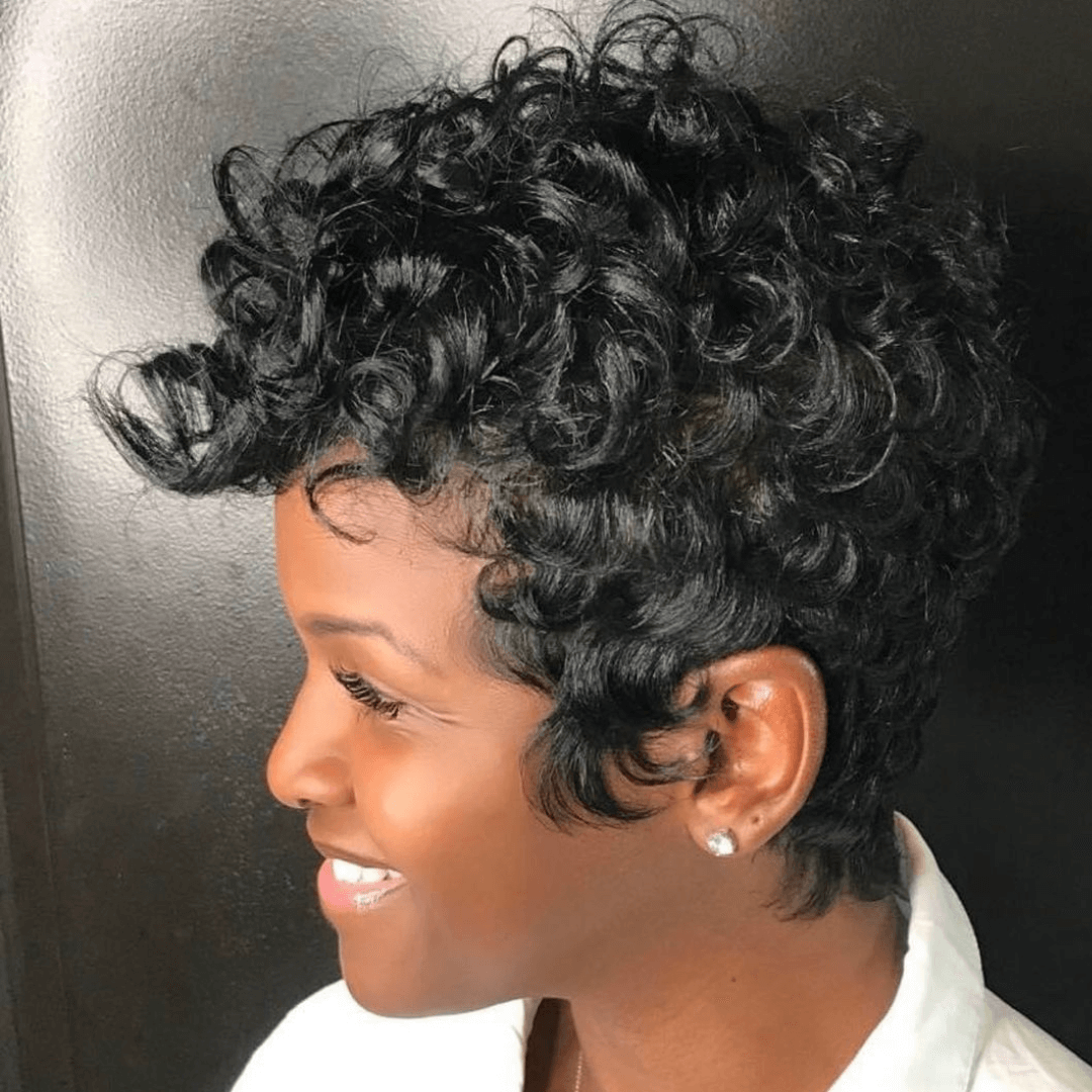 Textured pixie hairstyle 
