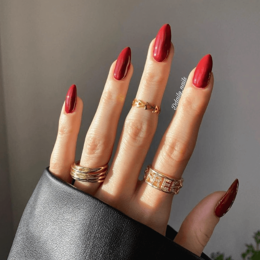 christmas-nails-metallic-red-manicure