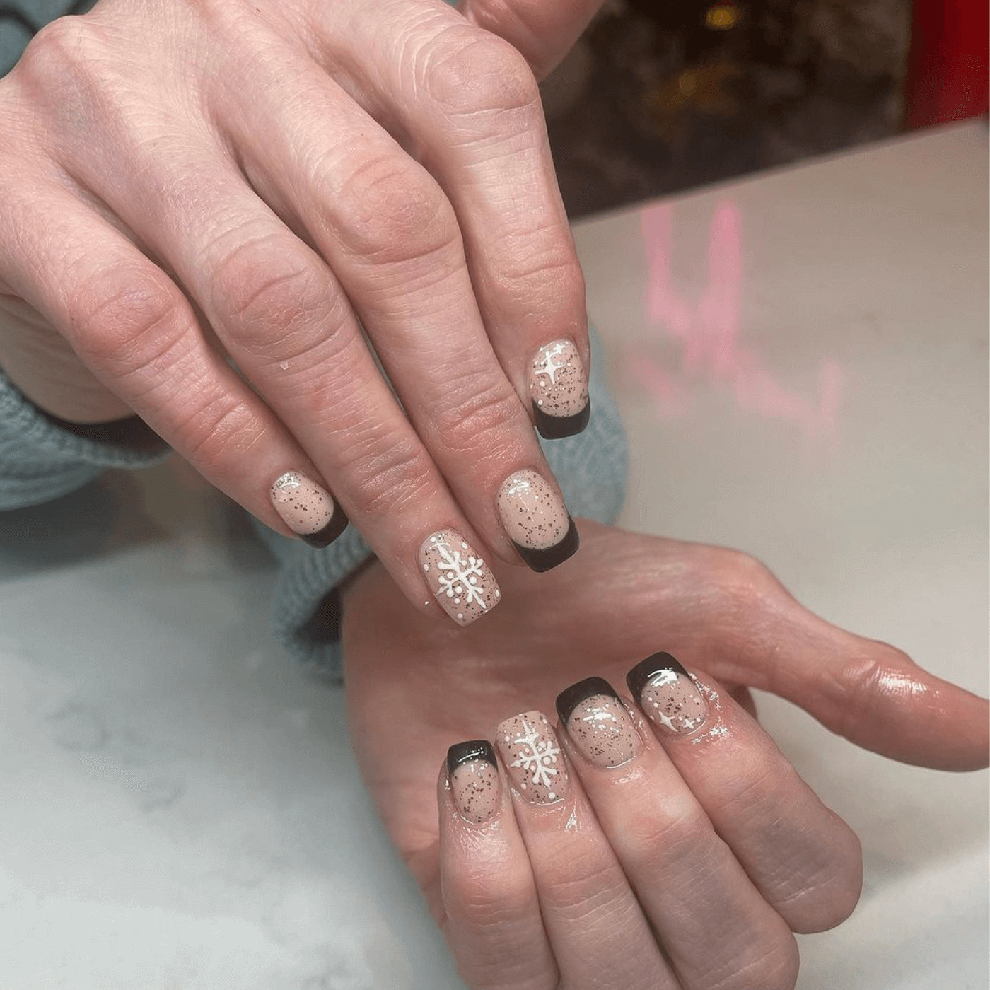 Black and Gold Glitter Winter Nails