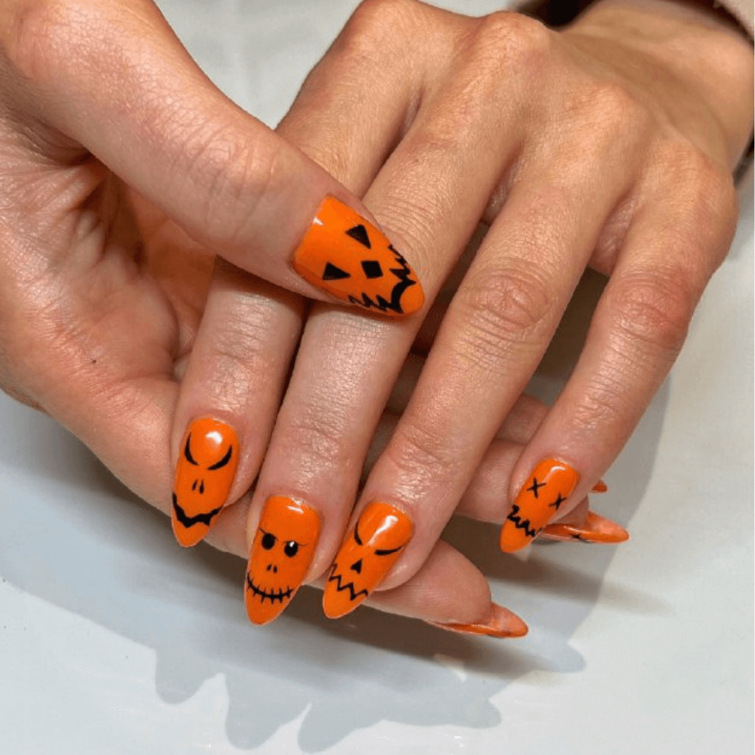 Cute Halloween Nail Art with Pumpkins