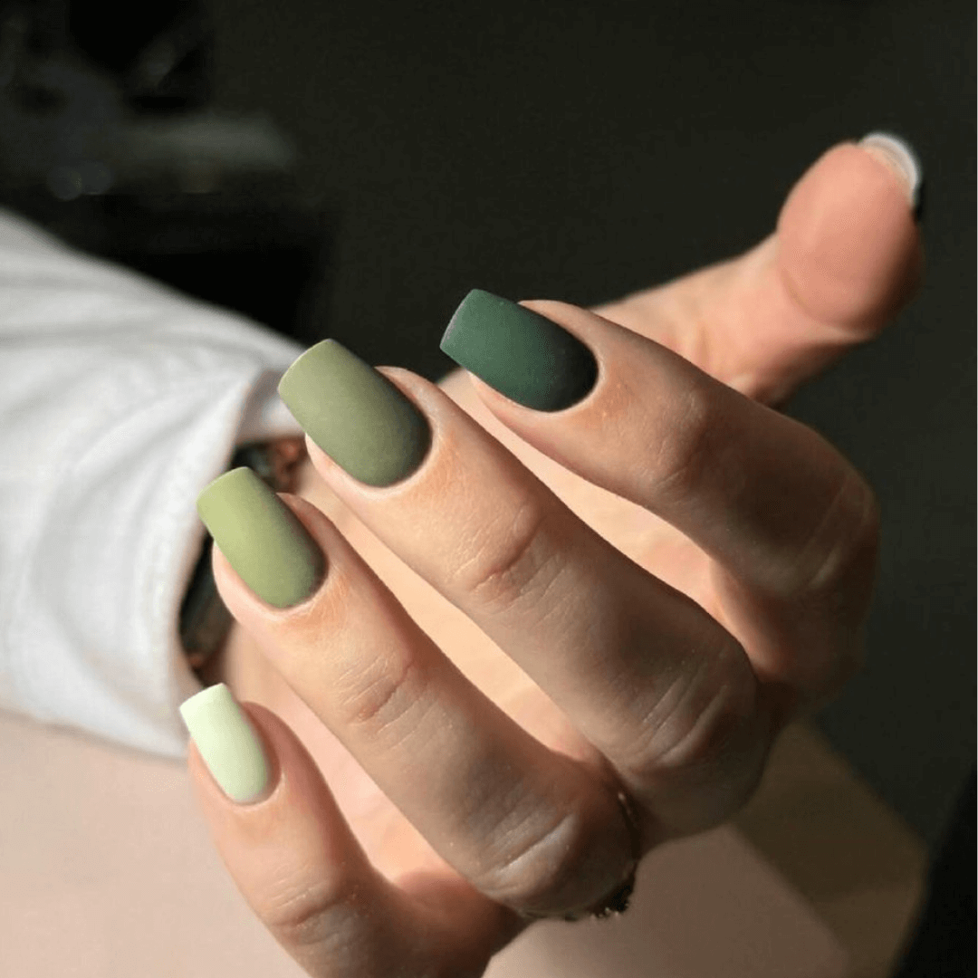 Hunter green nails for fall