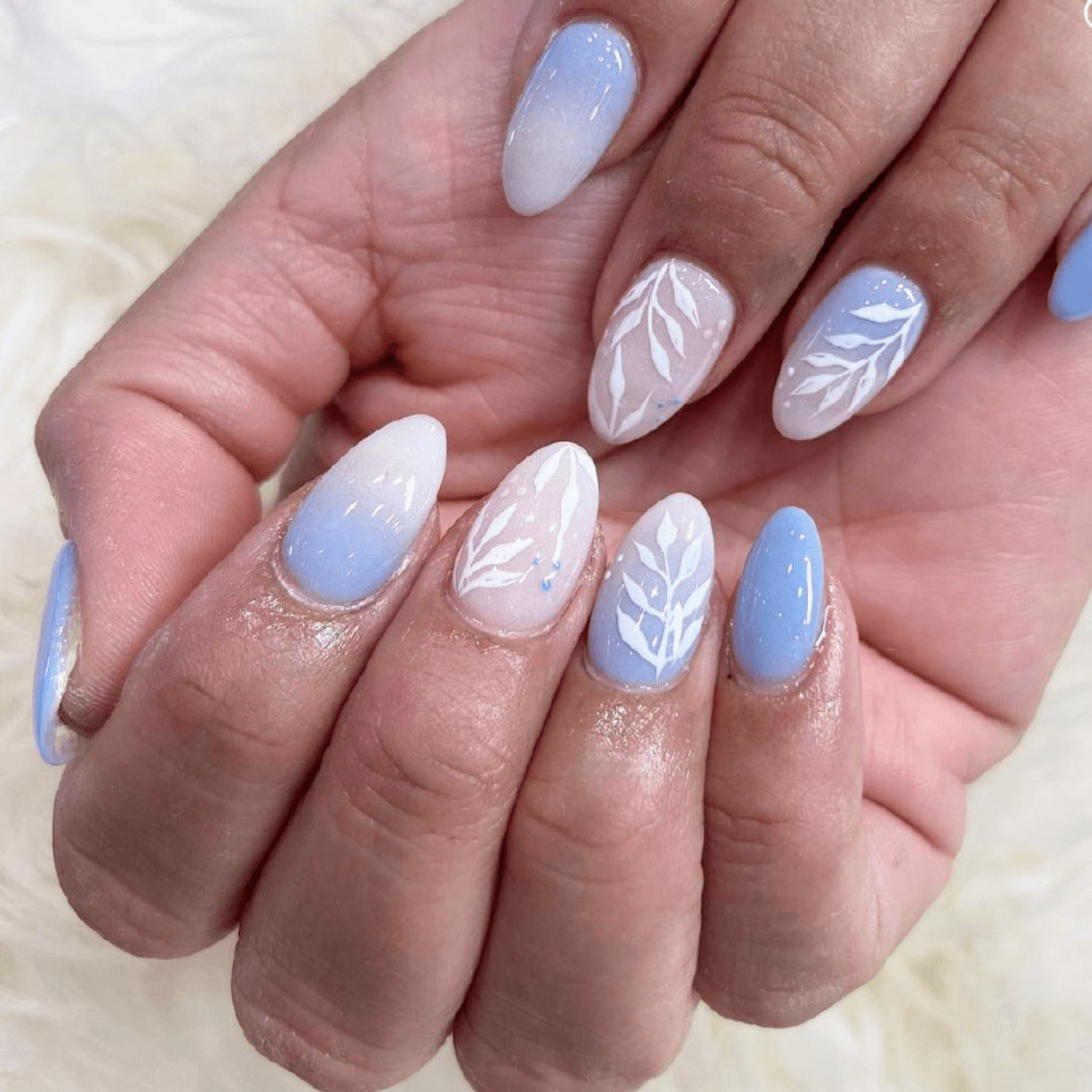 Nude Short Nails with Negative Space