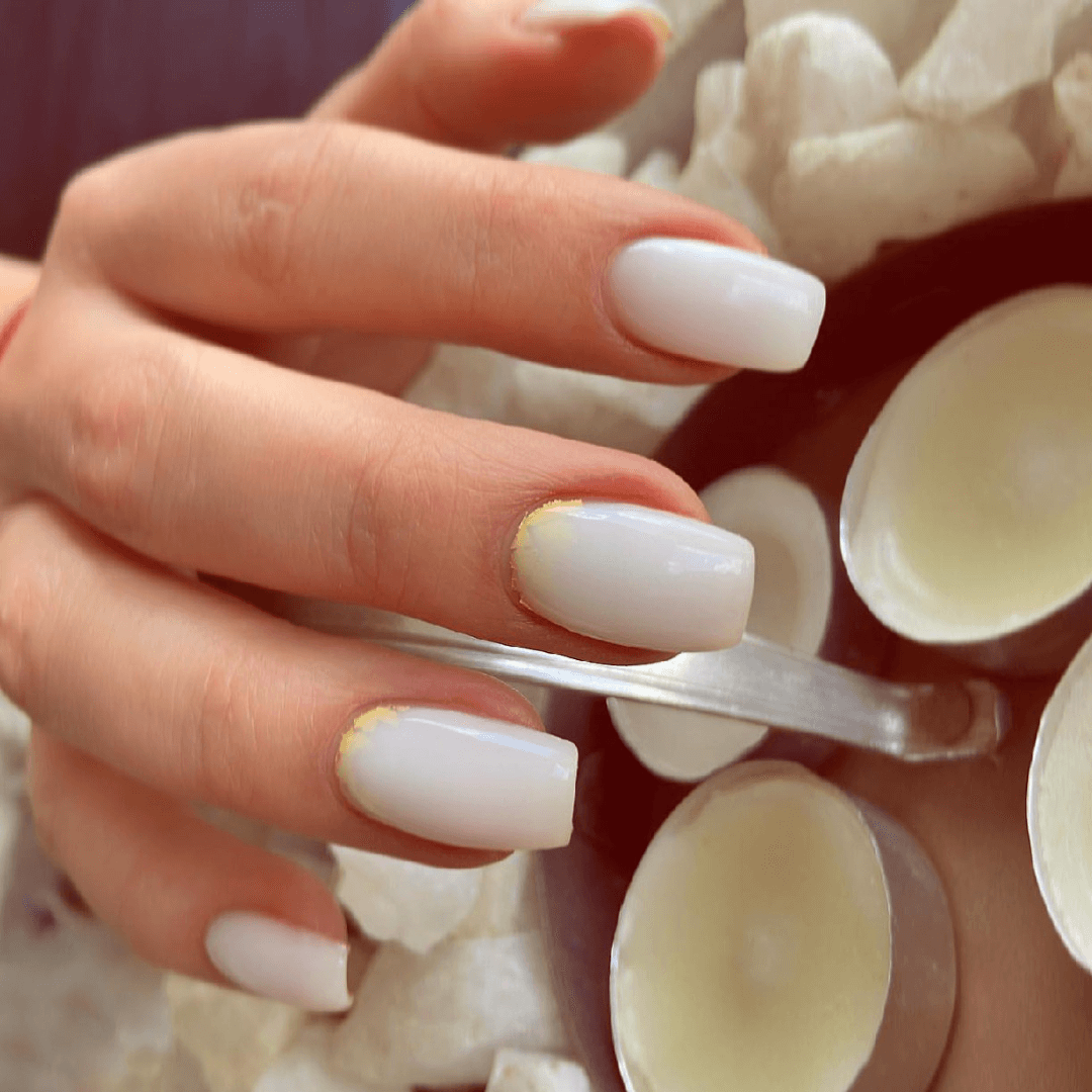 Uñas de gel blancas