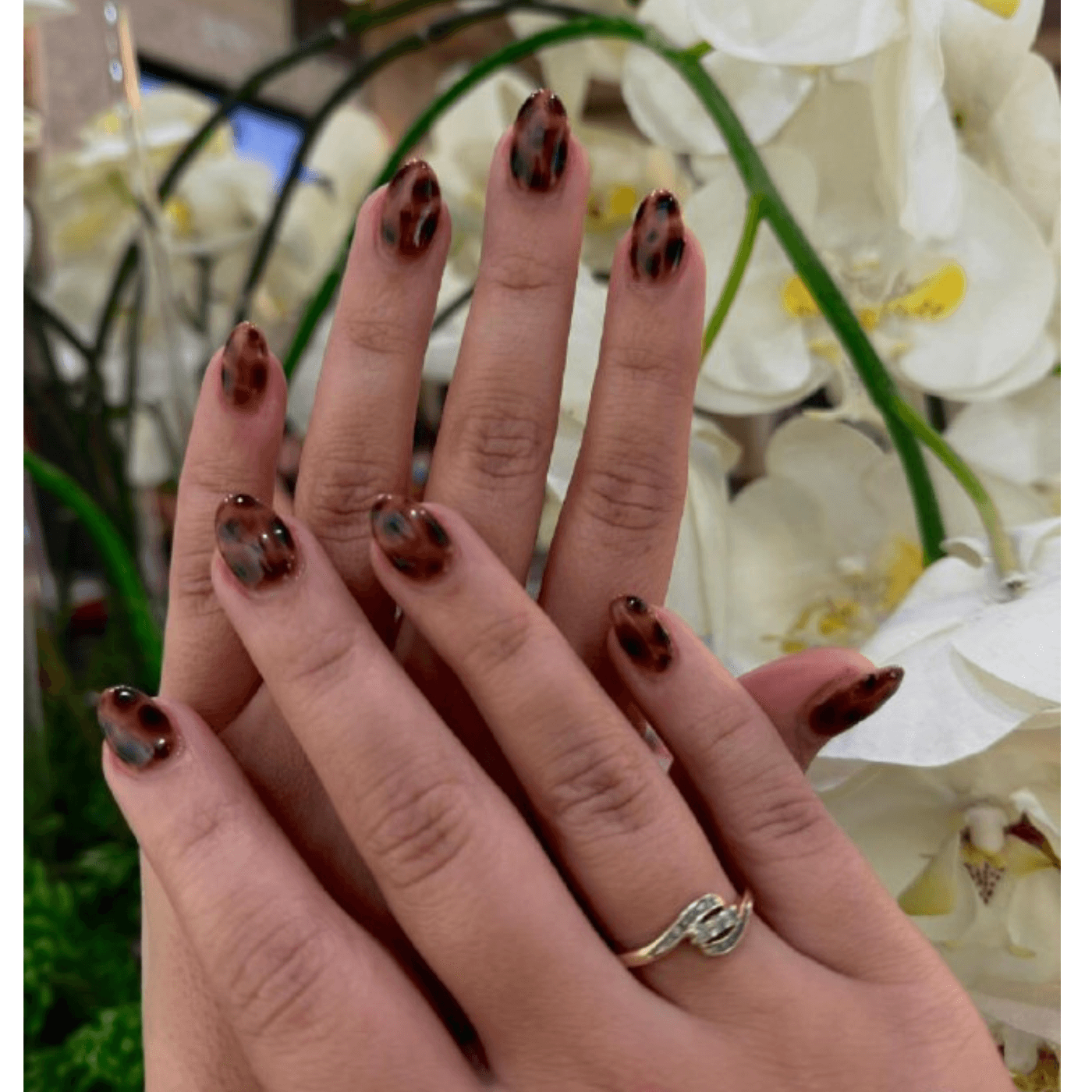 Fall Almond Nails in Warm Tones