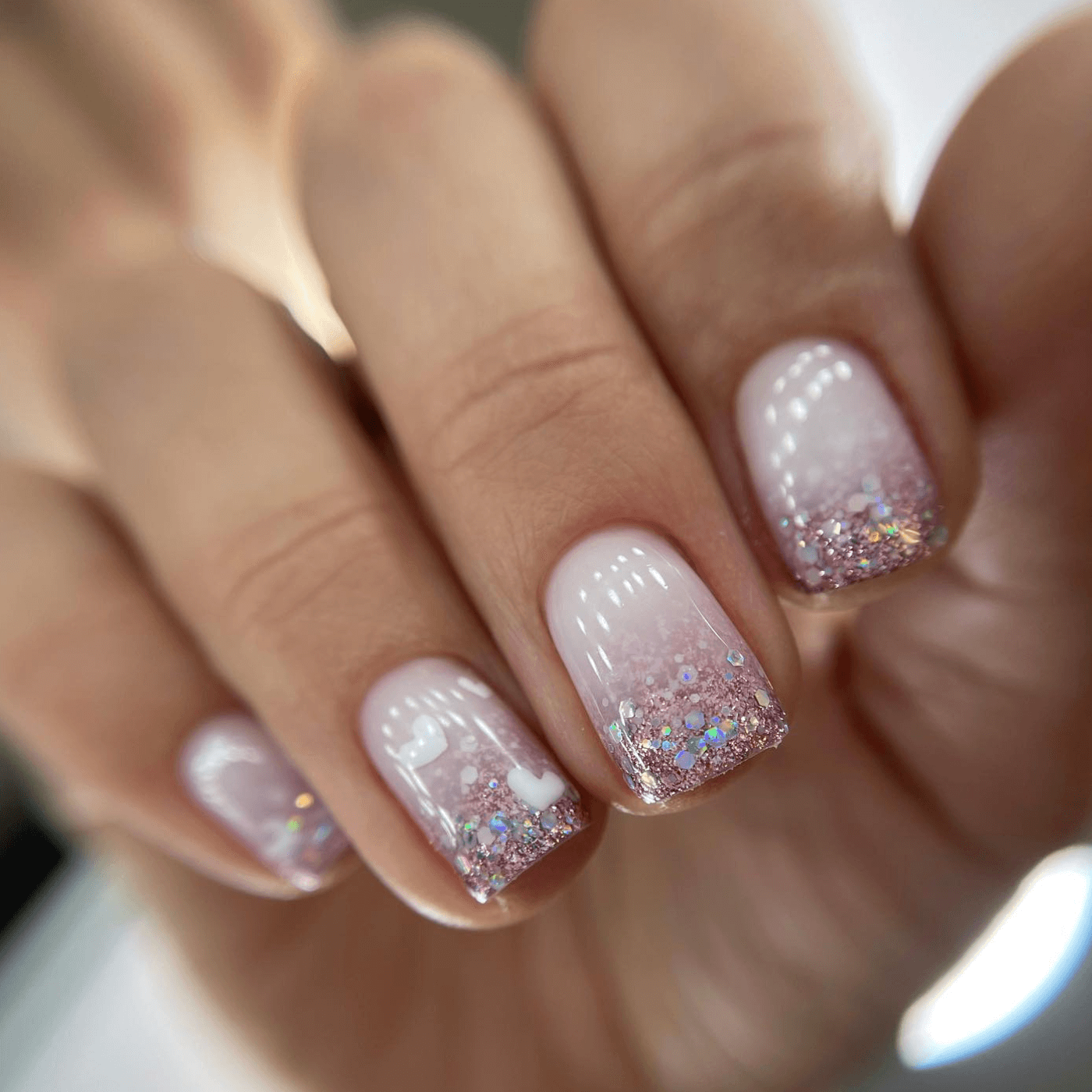 White and gold ombre nails