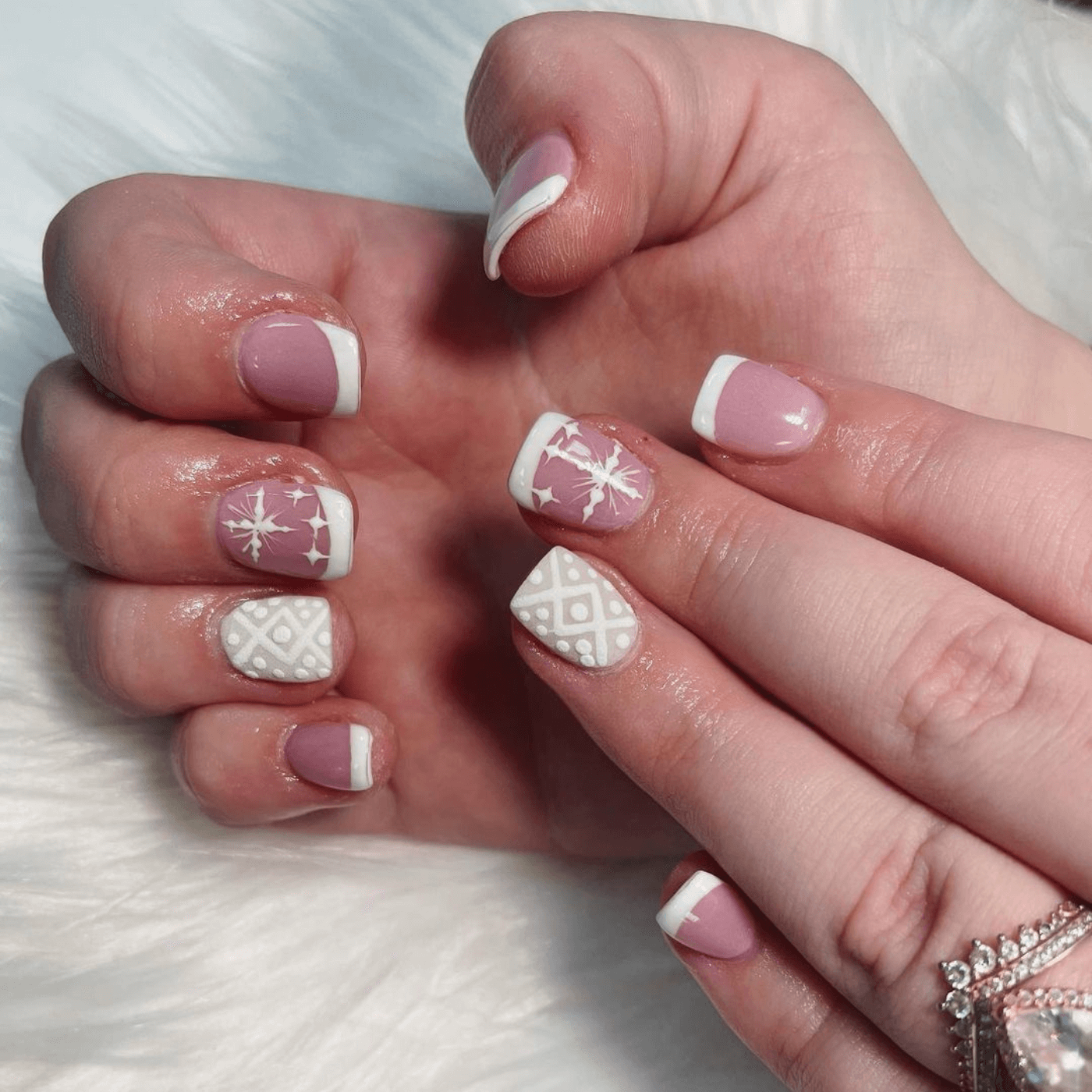 Short Winter Nails with a Touch of Sparkle