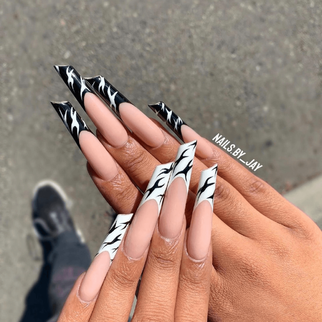 Black and white square nails