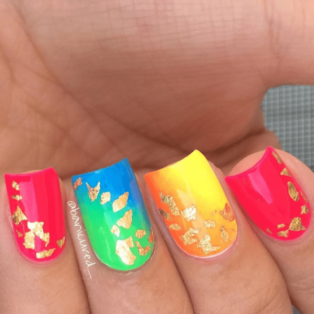 Nails with airbrush