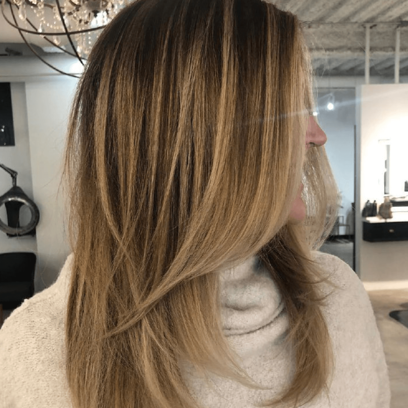 Straight Layers With Feathered Ends