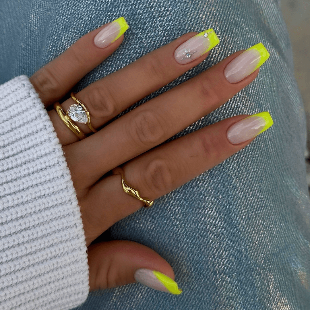 Neon nails for summer 