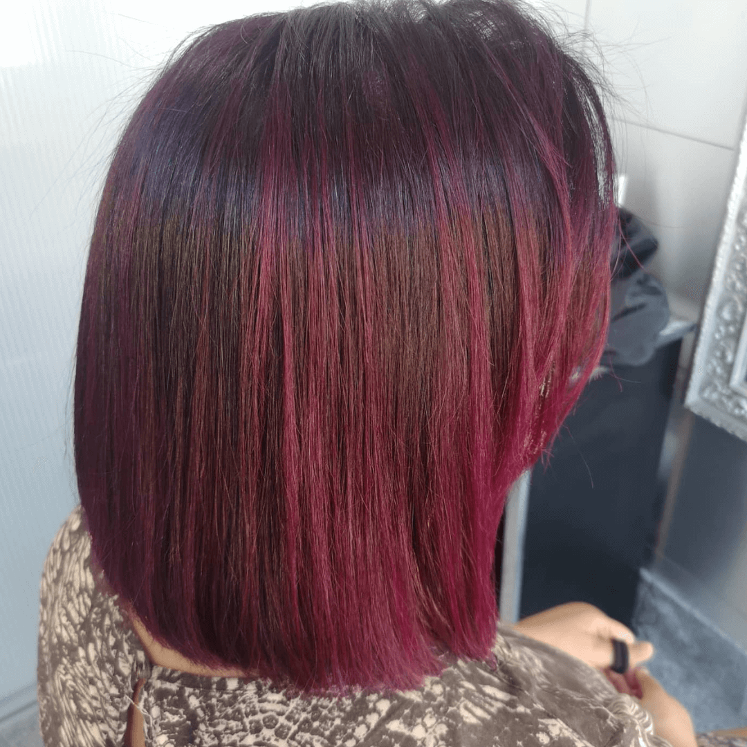 Cabello rojizo caoba