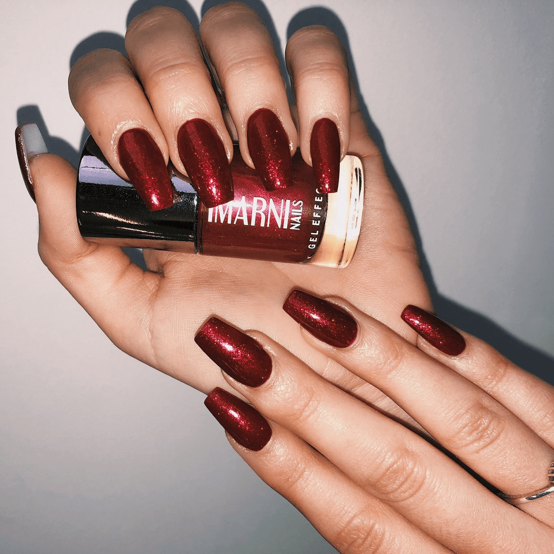 Red square nails 
