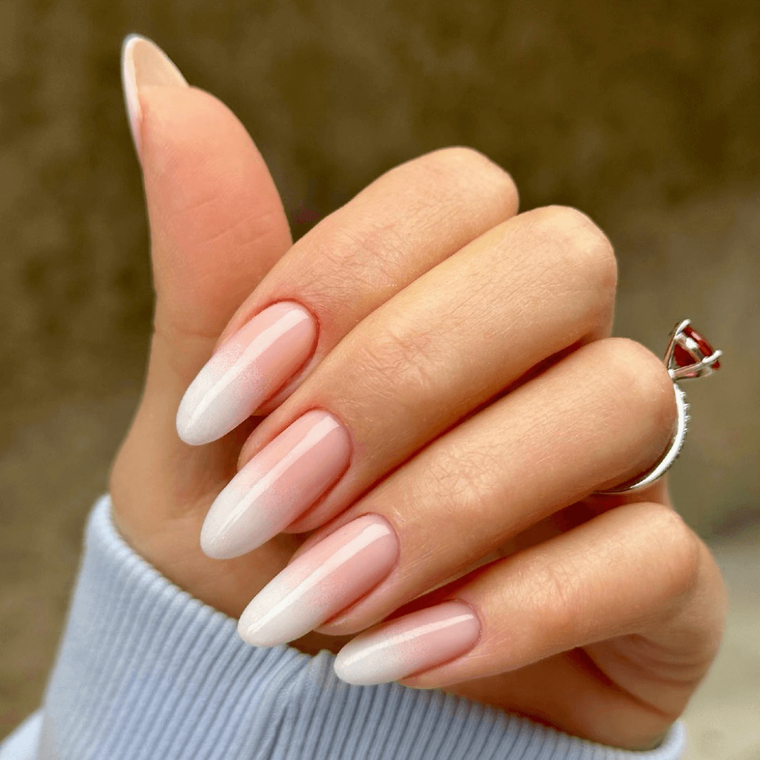 Long gel nail extension