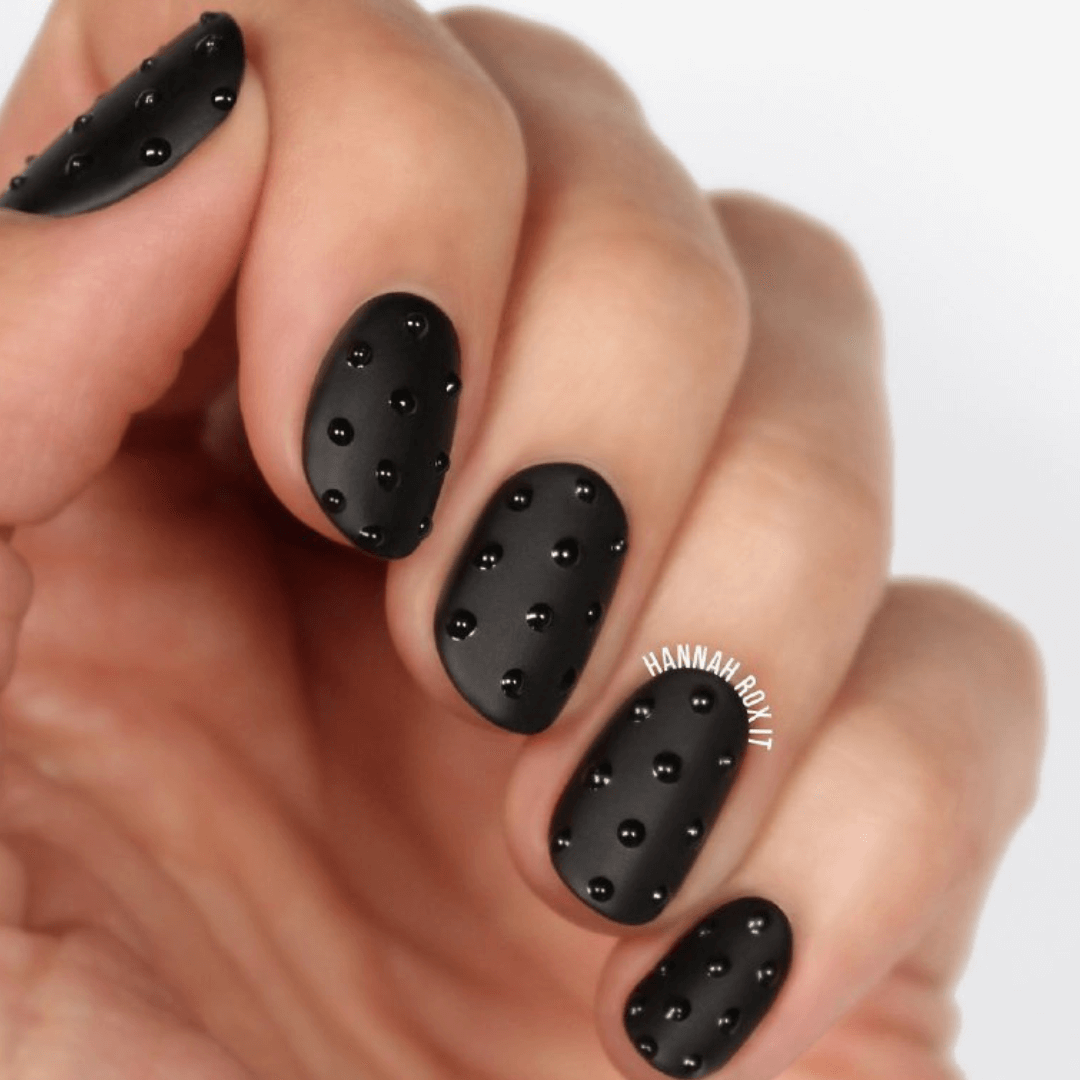 Black fall nails