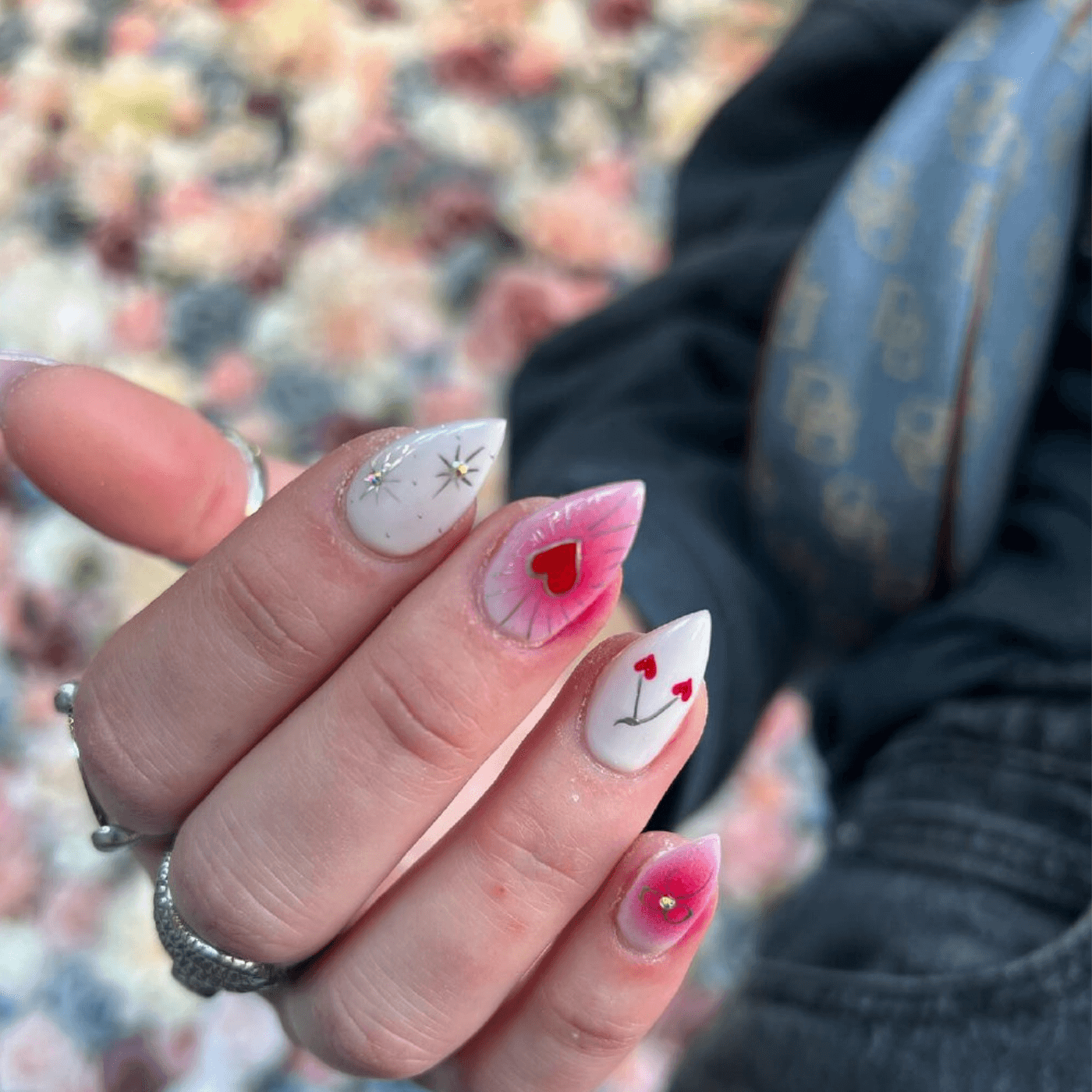 Arrowhead Nails