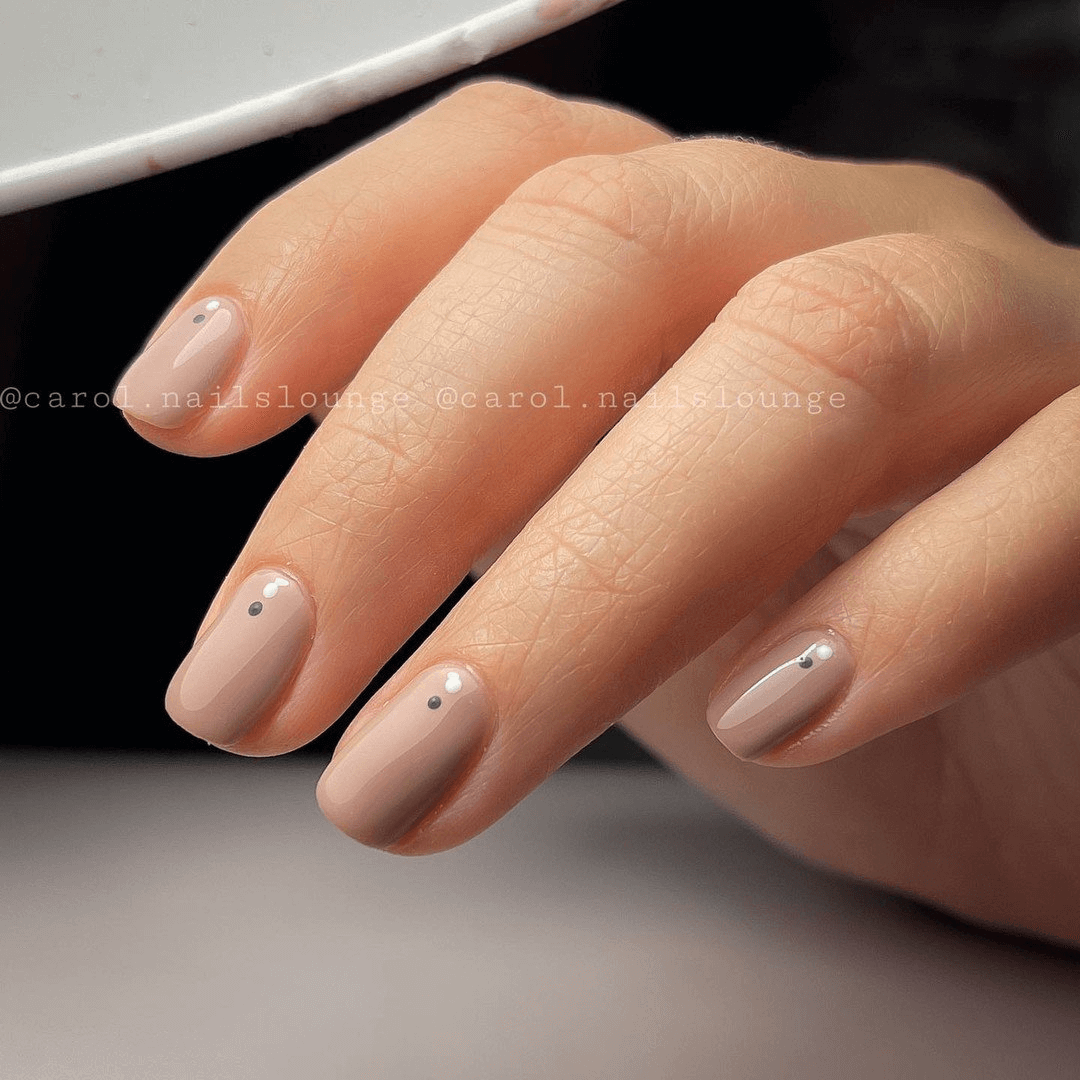 Diseños de Uñas Elegantes