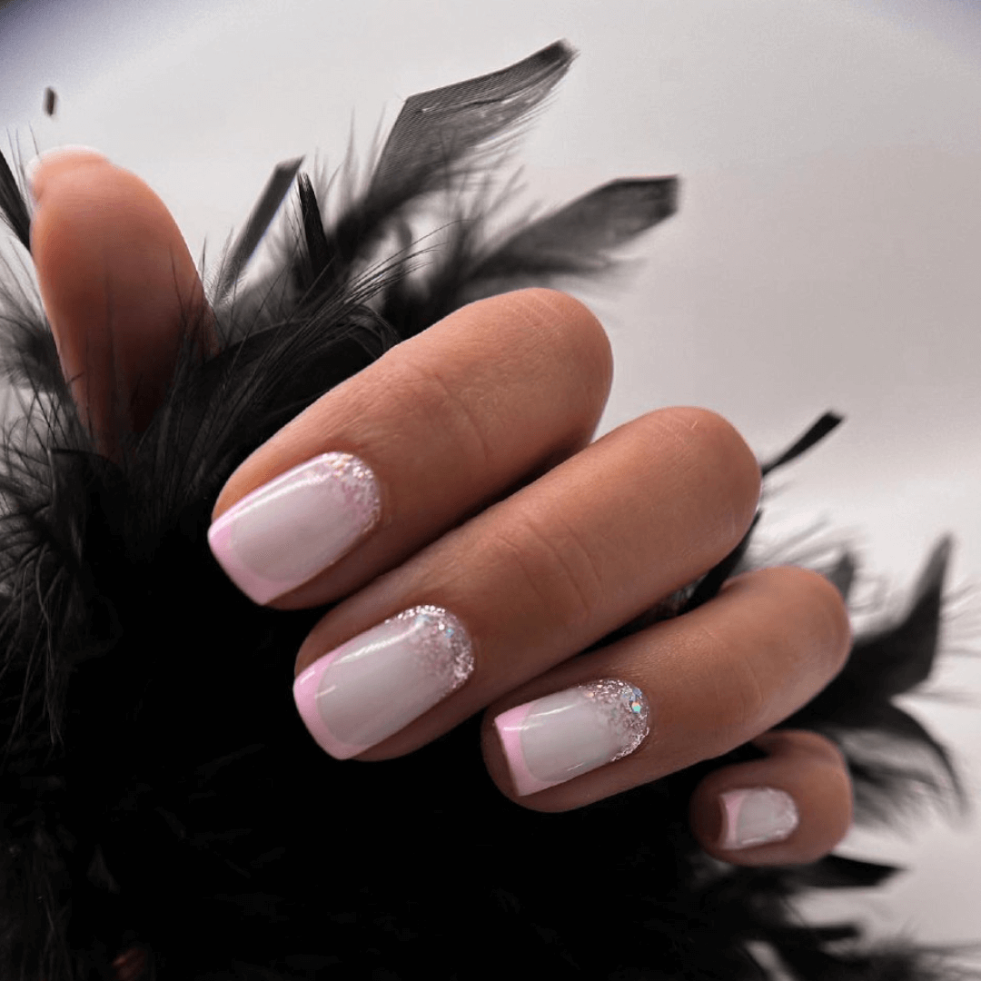 Fashionable nails for summer