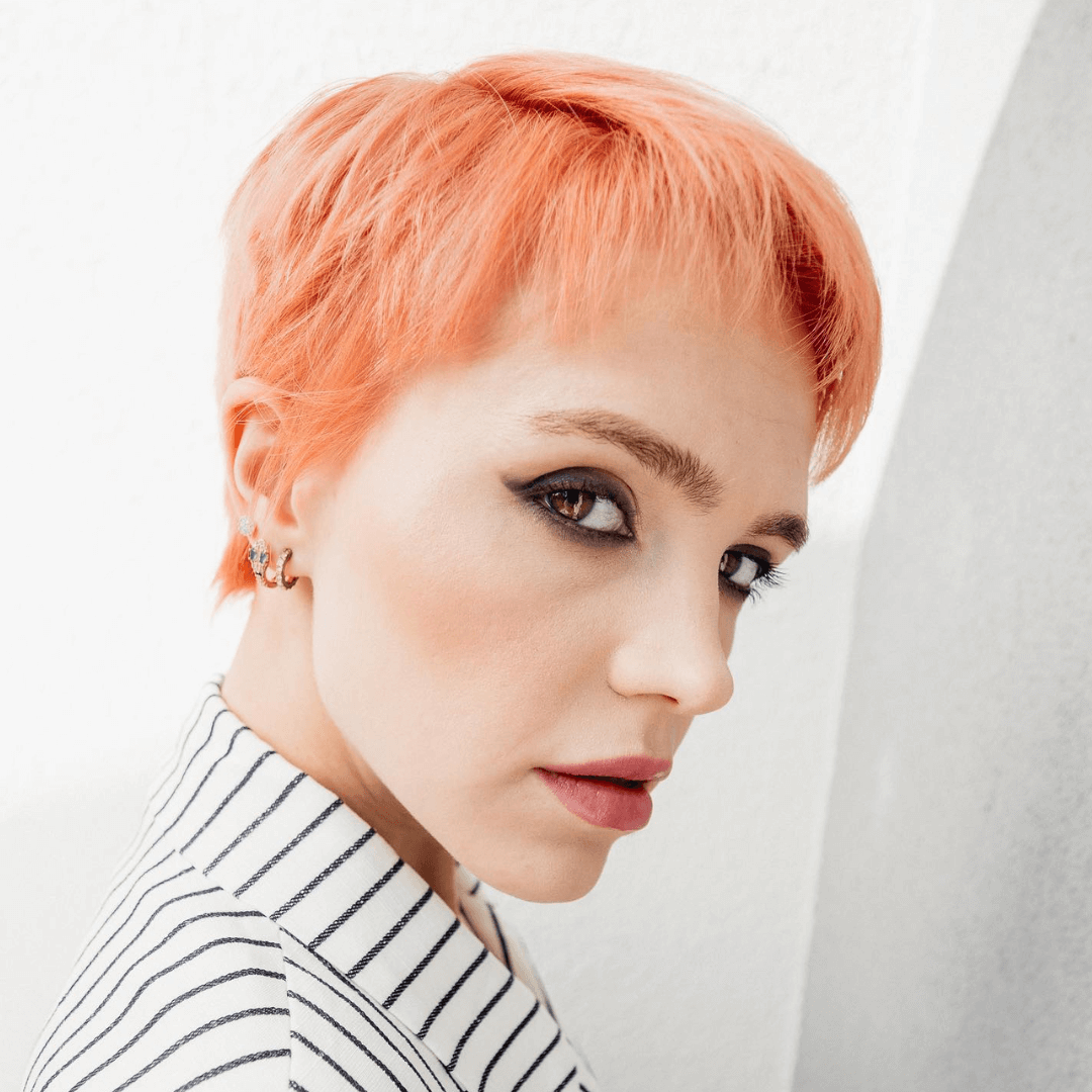 Postrzępiony pixie cut