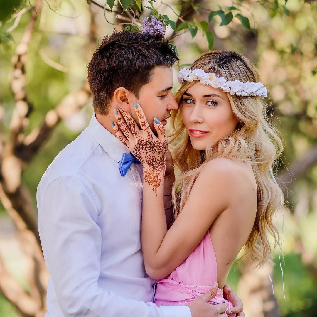 Loose waves with flower crown