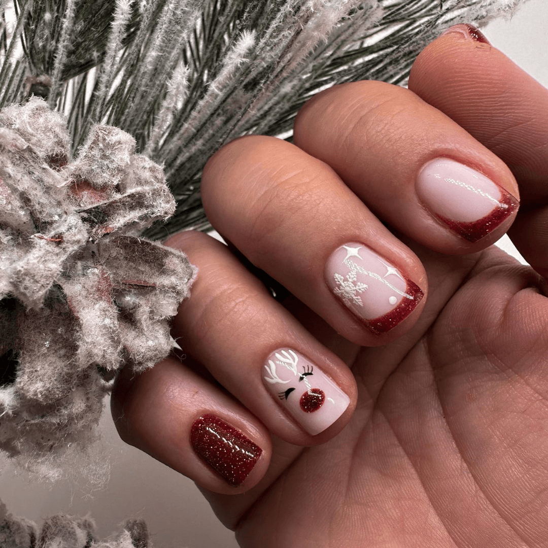 Red christmas nails