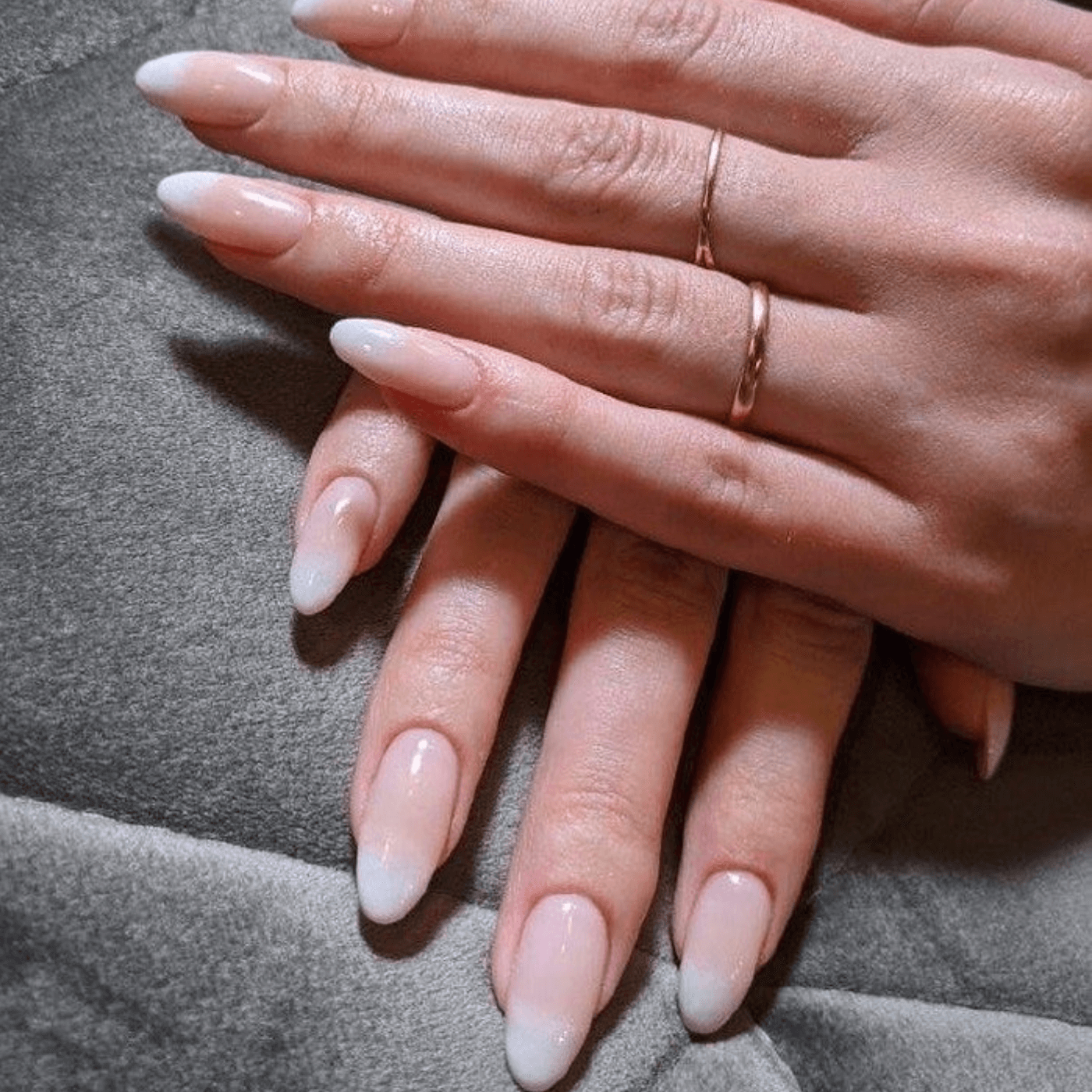 Light ombre nails