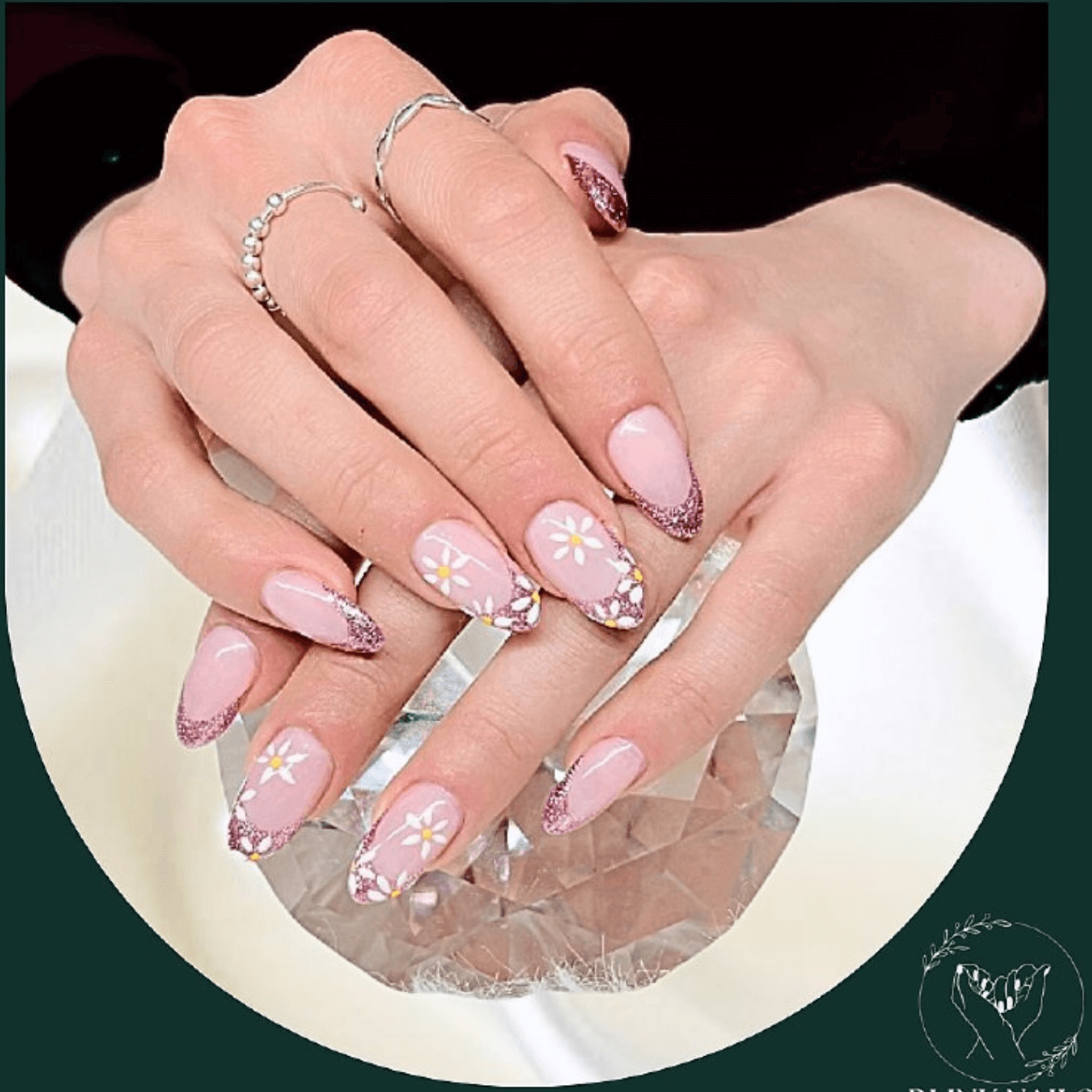 Almond French Tip Nails Short with Glitter