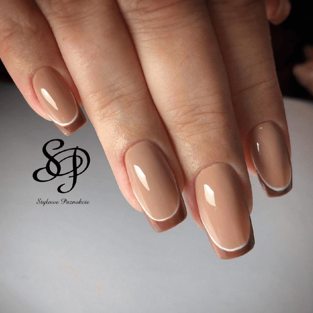 French paznokcie brązowy french manicure