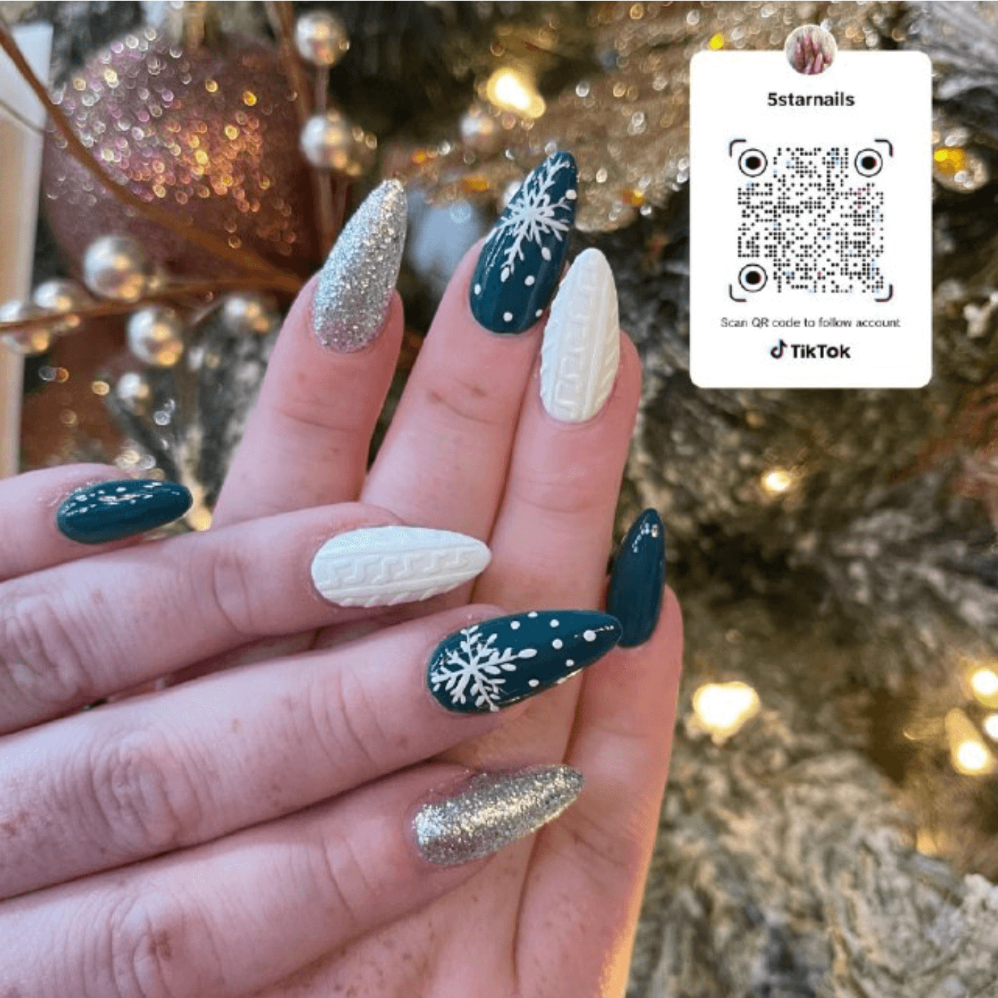 Winter Snowflake Nails