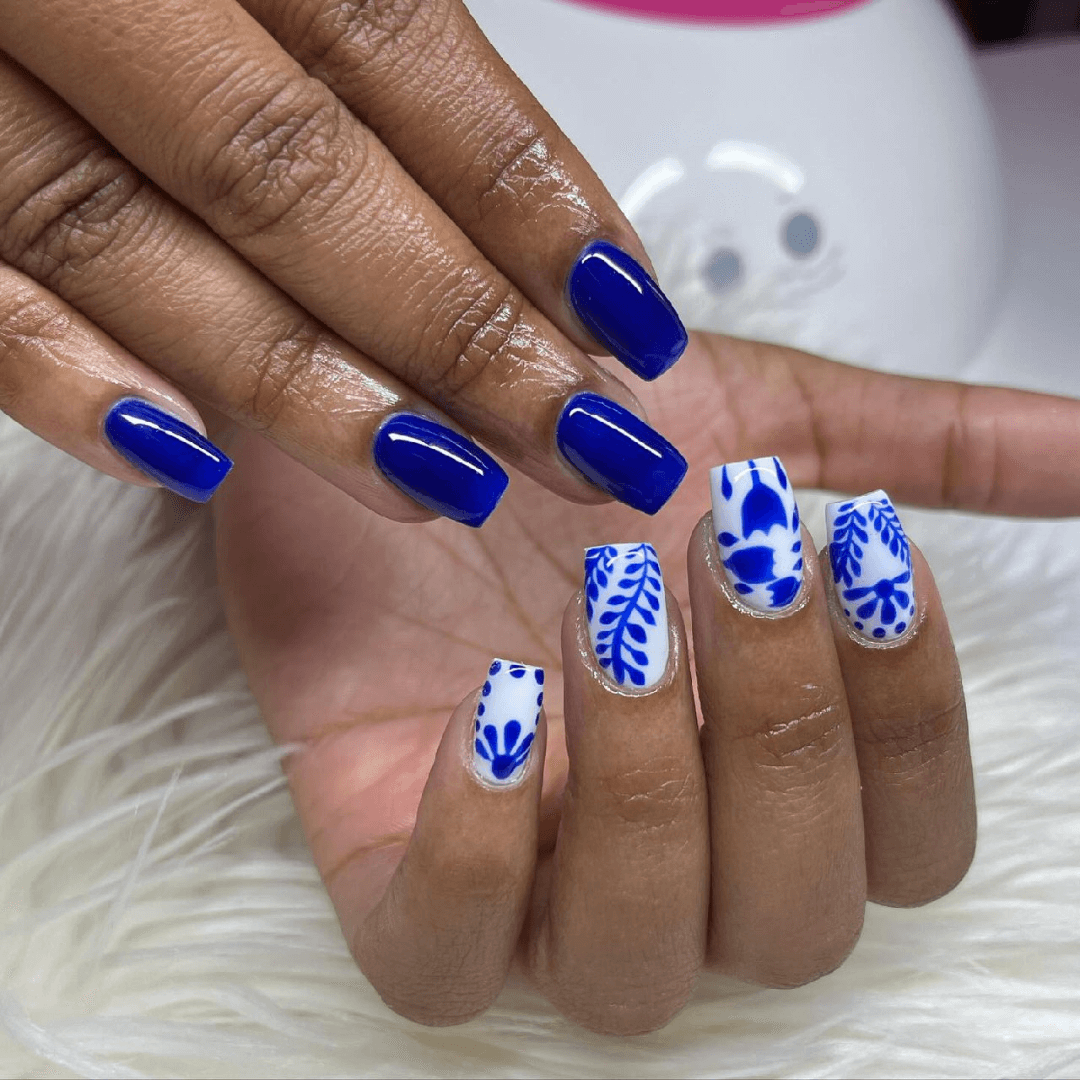 Blue nail patterns